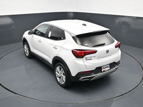 Used 2025 Buick Encore GX Preferred AWD/4WD image 42