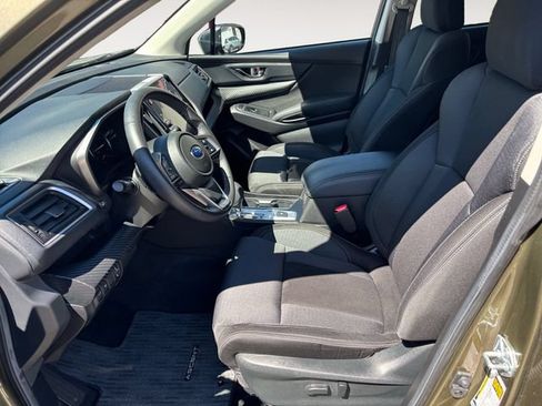 Certified 2025 Subaru Ascent Premium AWD/4WD image 9