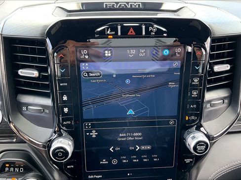 Used 2024 RAM 1500 Limited image 32