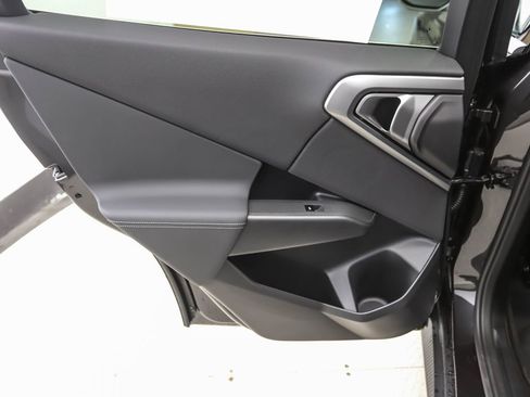 Used 2026 BMW X3 xDrive30 w/ Convenience Package image 19