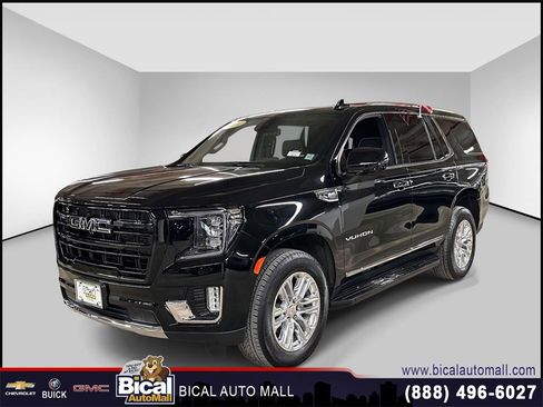 Used 2024 GMC Yukon SLT w/ SLT Luxury Package image 1