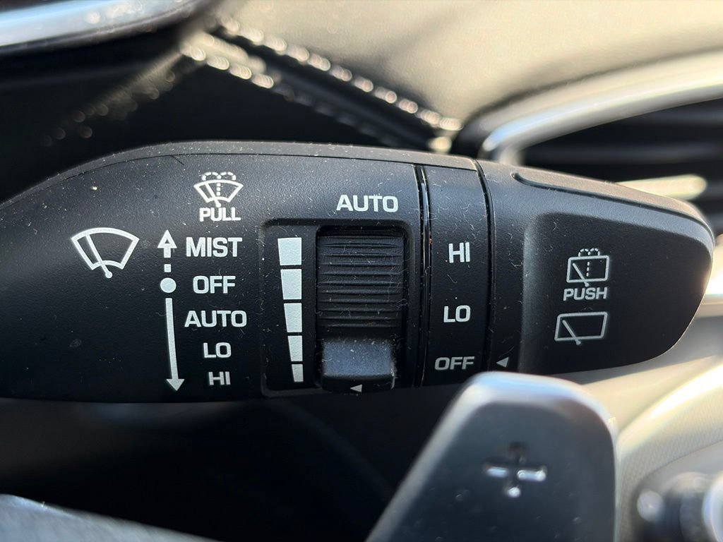 Used 2023 Hyundai Santa Fe Limited AWD/4WD image 29