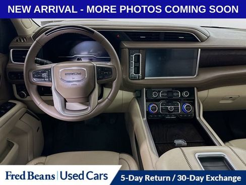 Used 2023 GMC Yukon XL Denali w/ Advanced Technology Package image 26