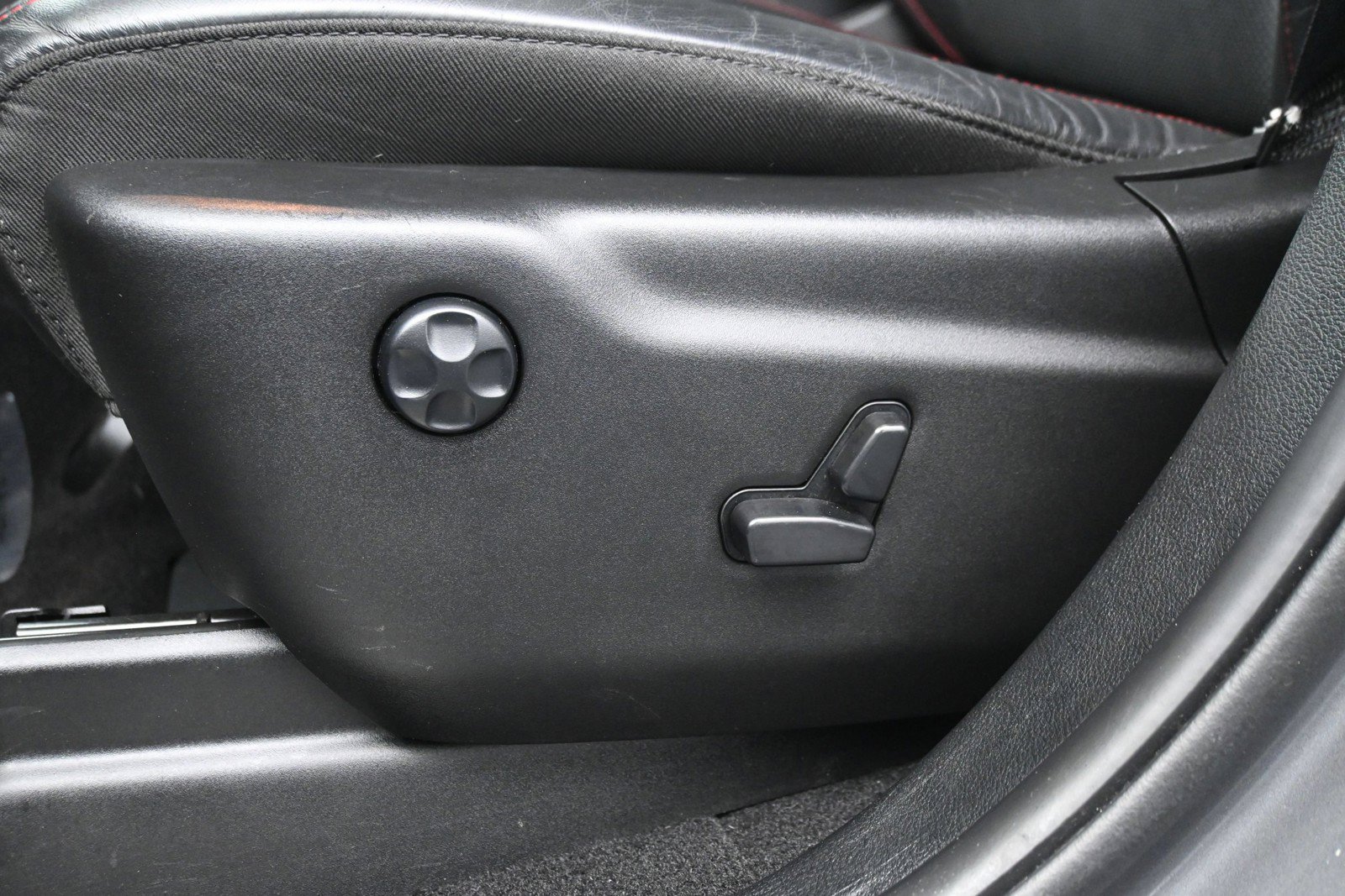 Used 2025 Dodge Durango R/T AWD/4WD image 25