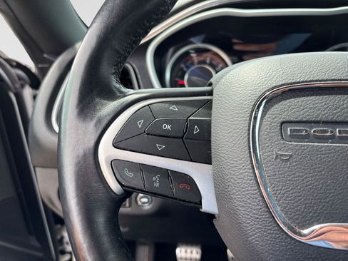 Used 2015 Dodge Challenger R/T Plus RWD image 27