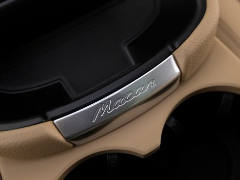 New 2026 Porsche Macan AWD/4WD image 29