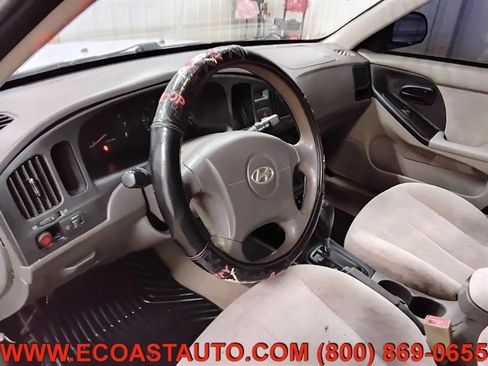 Used 2005 Hyundai Elantra GLS image 11