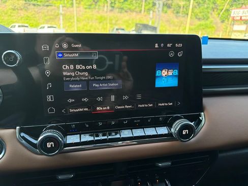 New 2026 GMC Canyon AT4 w/ Technology Plus Package AWD/4WD image 17