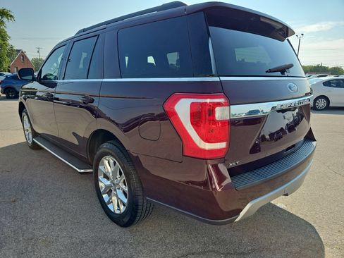 Used 2021 Ford Expedition XLT AWD/4WD image 5