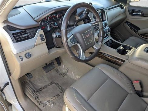 Used 2020 GMC Yukon SLT w/ Open Road Package image 10
