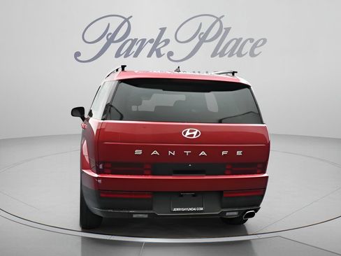 Used 2024 Hyundai Santa Fe SEL FWD image 12