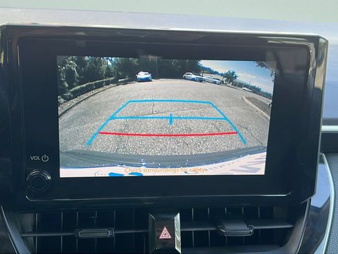 Used 2024 Toyota Corolla LE FWD image 16