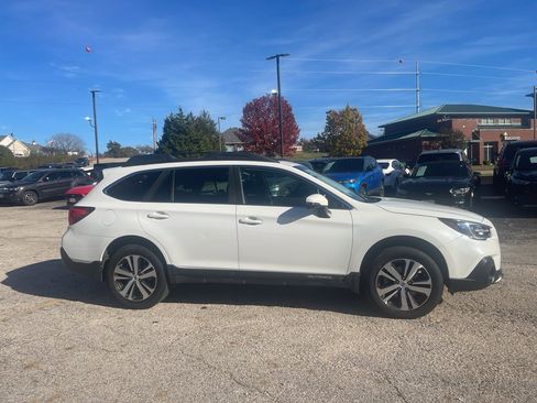 Used 2019 Subaru Outback 2.5i Limited image 4