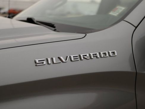 Used 2023 Chevrolet Silverado 1500 LT image 33