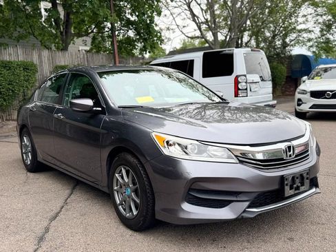 Used 2016 Honda Accord LX image 8