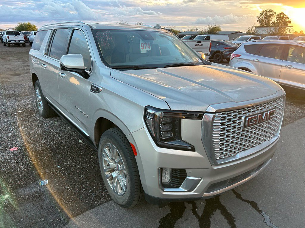 Used 2024 GMC Yukon XL Denali w/ Max Trailering Package AWD/4WD image 2