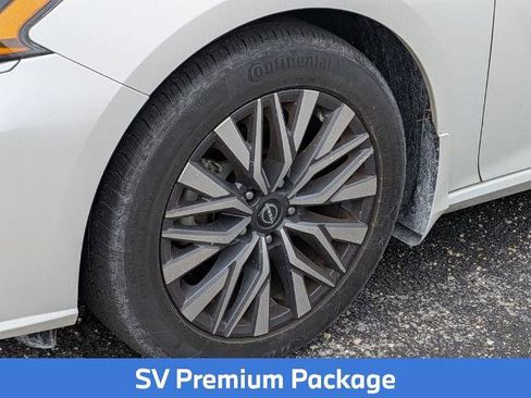 Certified 2023 Nissan Altima 2.5 SV w/ SV Premium Package FWD image 8