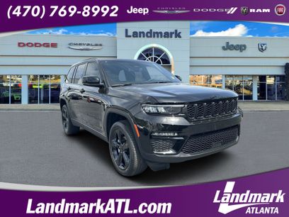 Used 2024 Jeep Grand Cherokee Limited w/ Black Appearance Package