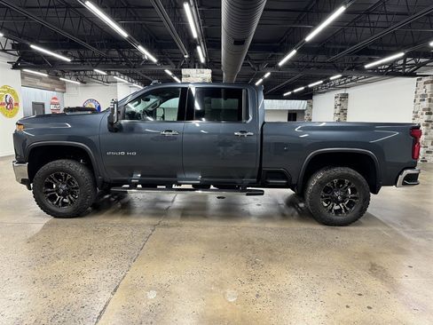 Used 2020 Chevrolet Silverado 2500 LTZ w/ LTZ Plus Package AWD/4WD image 4