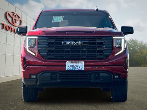 Used 2023 GMC Sierra 1500 Elevation w/ LPO, Elevation Black Package image 8