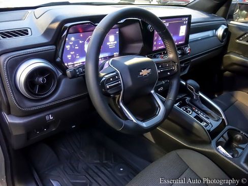 Used 2025 Chevrolet Colorado LT w/ Advanced Trailering Package image 15