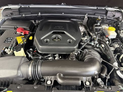 Used 2024 Jeep Wrangler Unlimited Sport AWD/4WD image 26