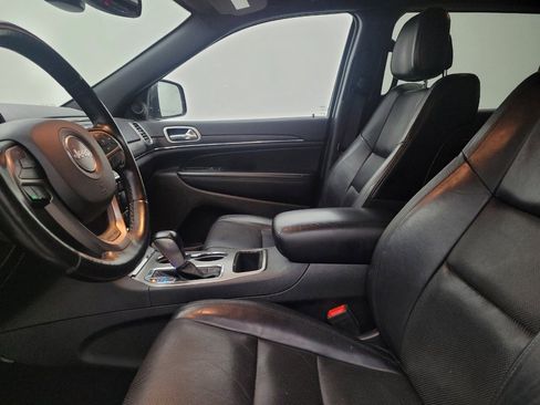 Used 2021 Jeep Grand Cherokee Limited image 17