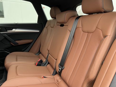 Used 2024 Audi Q5 2.0T Prestige image 33