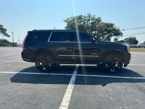 Used 2015 GMC Yukon Denali w/ Touring Package image 5