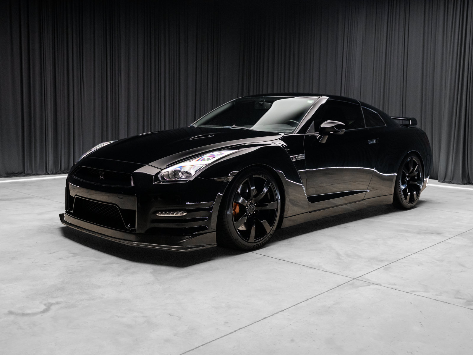 Used 2009 Nissan GT-R Premium AWD/4WD image 20