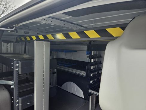 Used 2022 Ford Transit Connect XL image 33