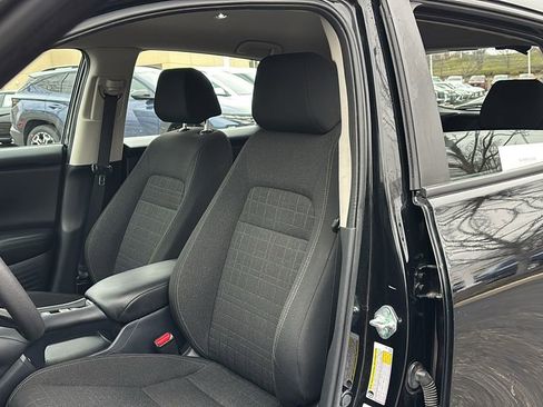 Used 2023 Honda HR-V LX image 10