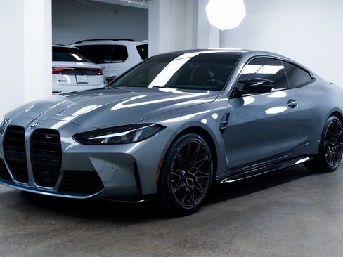 Used 2026 BMW M4 xDrive Competition w/ Executive Package image 3