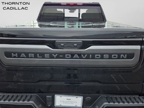 Used 2024 GMC Sierra 1500 AT4 w/ Technology Package AWD/4WD image 10