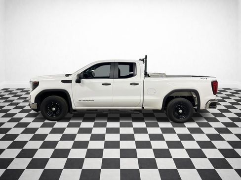 Certified 2023 GMC Sierra 1500 Pro w/ Pro Value Package image 6