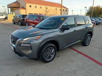 Used 2023 Nissan Rogue S video 1