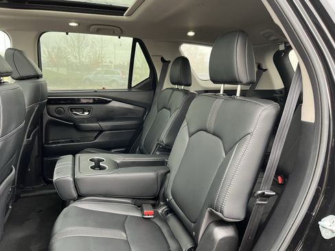 Certified 2023 Honda Pilot Touring image 14