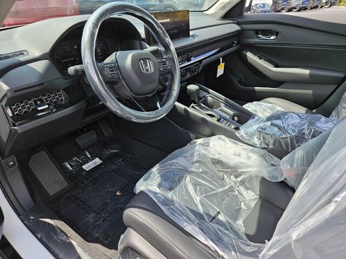 New 2025 Honda Accord EX-L image 6