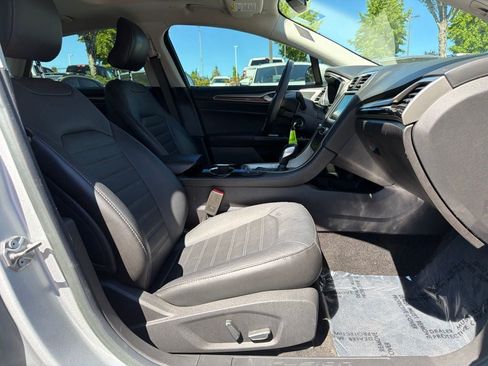 Used 2015 Ford Fusion Energi SE FWD image 21