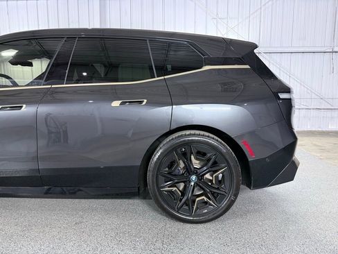 Used 2023 BMW iX M60 w/ Executive Package image 9