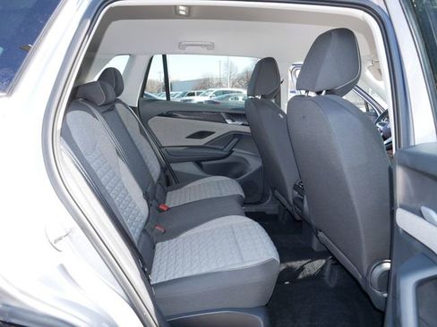 Used 2025 Volkswagen Tiguan S image 19