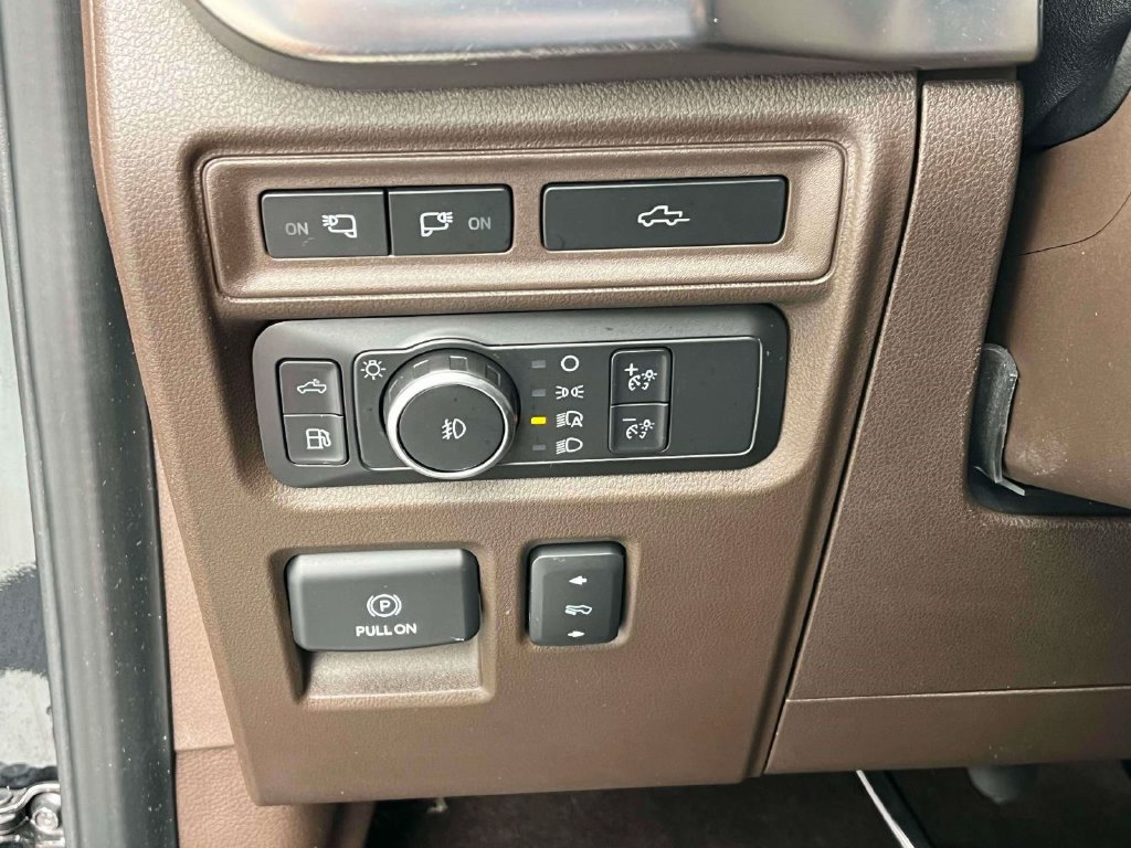 Used 2021 Ford F150 King Ranch w/ Equipment Group 601A High AWD/4WD image 28