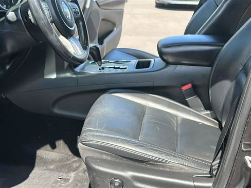 Used 2012 Jeep Grand Cherokee Laredo AWD/4WD image 18