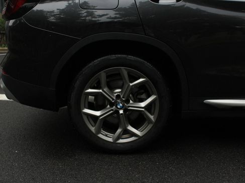 Used 2023 BMW X3 xDrive30i AWD/4WD image 5