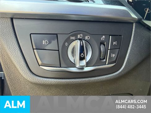 Used 2025 GMC Canyon Elevation image 24