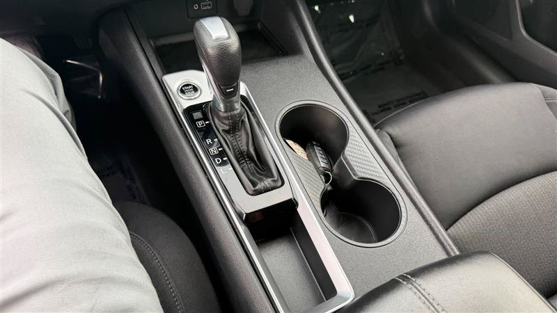 Used 2022 Nissan Altima 2.5 S FWD image 29