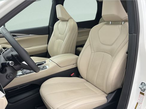 Used 2024 INFINITI QX60 Luxe AWD/4WD image 14