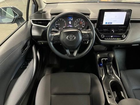 Used 2023 Toyota Corolla LE FWD image 18