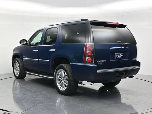 Used 2007 GMC Yukon Denali AWD/4WD image 7