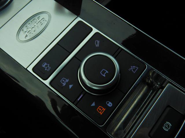Used 2019 Land Rover Range Rover HSE AWD/4WD image 23
